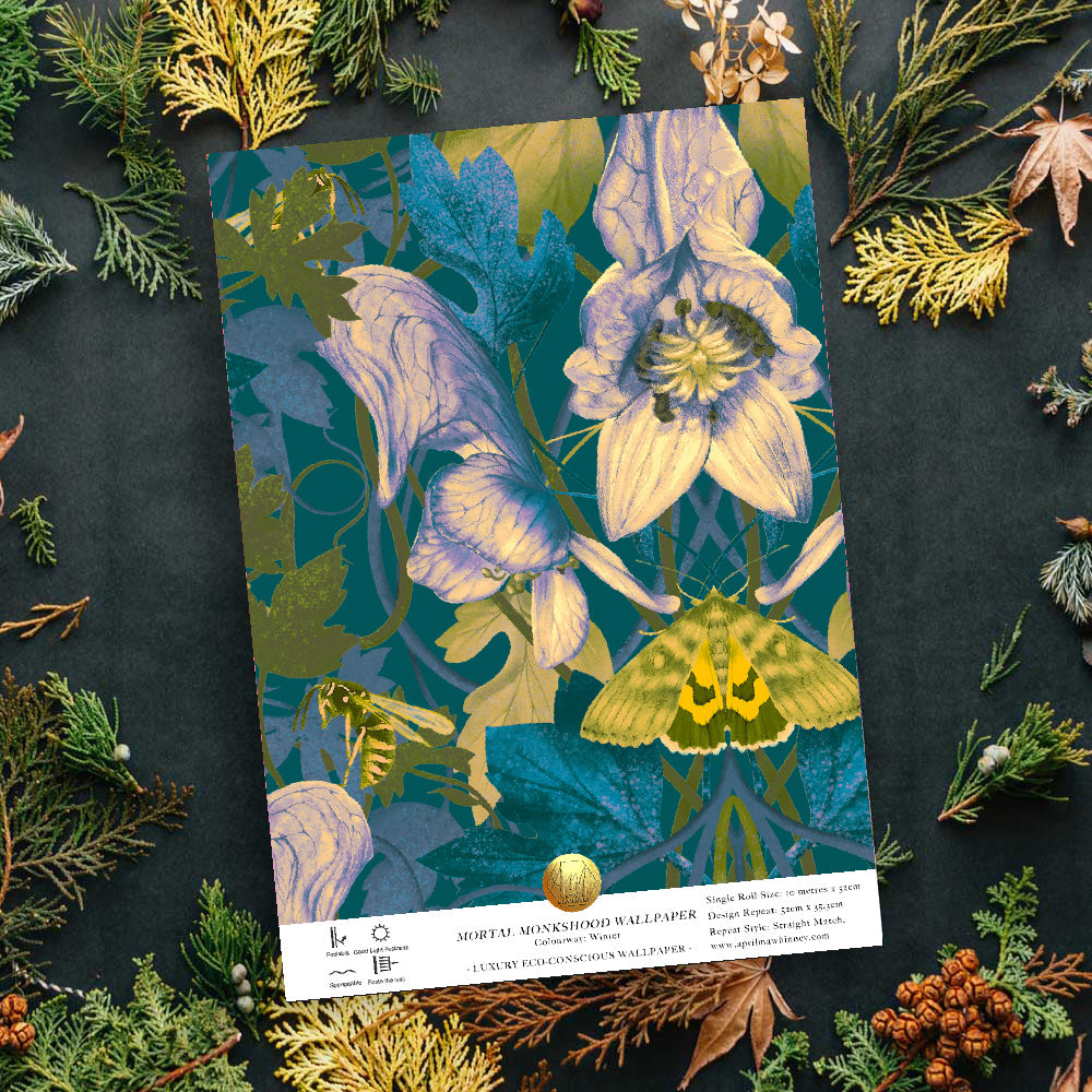 Mortal Monkshood Wallpaper SAMPLE - Winter | Luxury Botanical Wallpaper (Paste the wall)