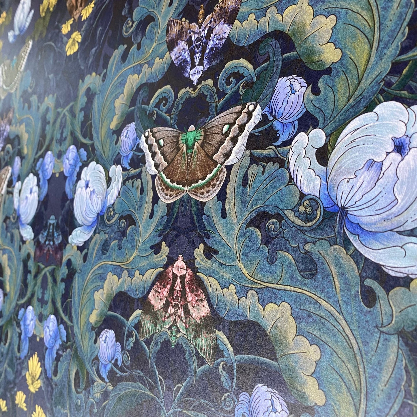 Bloomsbury Moth Super Wide Luxury Wallpaper